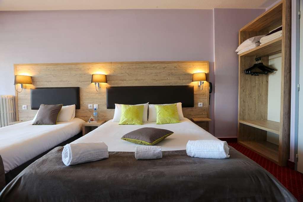 Brit Hotel Bleu Nuit Saintes Kamer foto